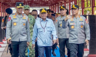 Dari-Palangka-Raya,-Wakapolri-Bersama-KSAD-Pastikan-Kesiapan-Pasukan-Tangani-Karhutla
